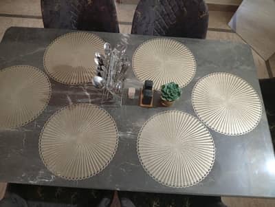 6 seater Dining Table