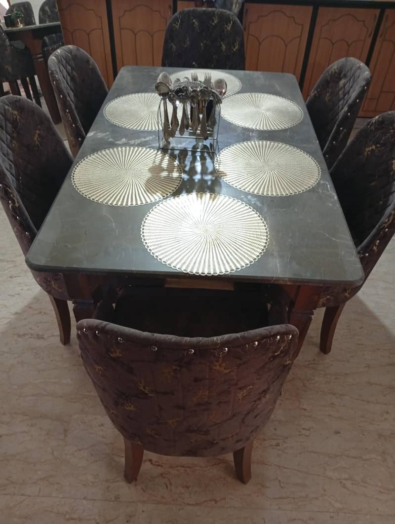 6 seater Dining Table 1