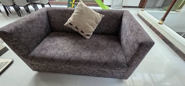 used 5 seater sofa set with table and rug
