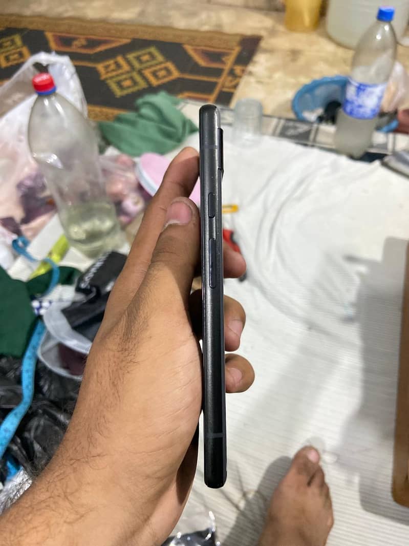 Google Pixel 6a 4