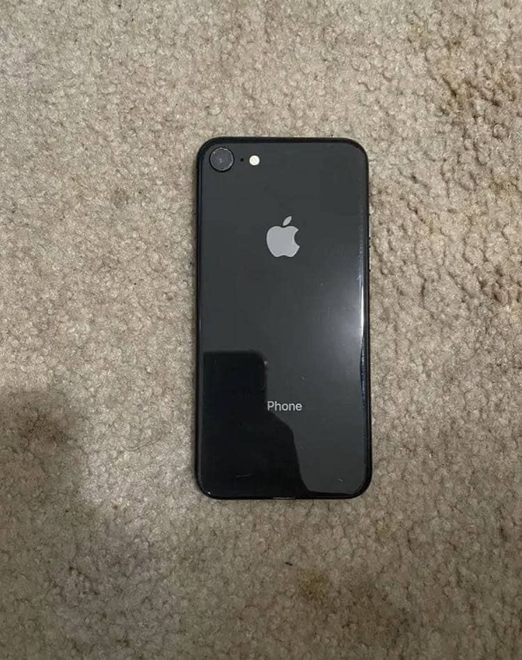 Apple iPhone 8 0