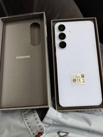 Samsung Mobile S25 FE 8/256
