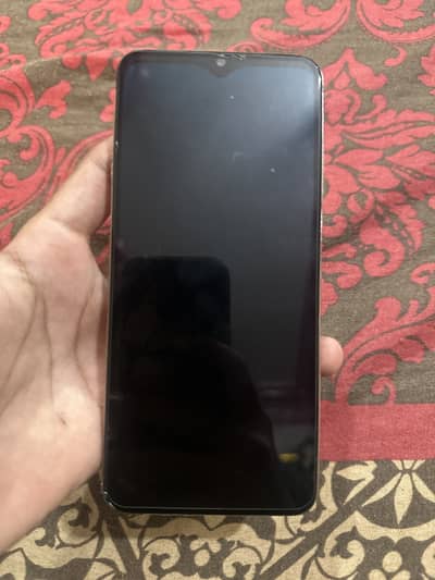 1. Oppo F17 8GB/128GB PTA Approved