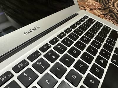 Macbook Air 13inch 2017
