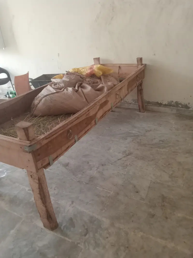 Khurrli for cows and buffalows charra feeding stands — photo 2