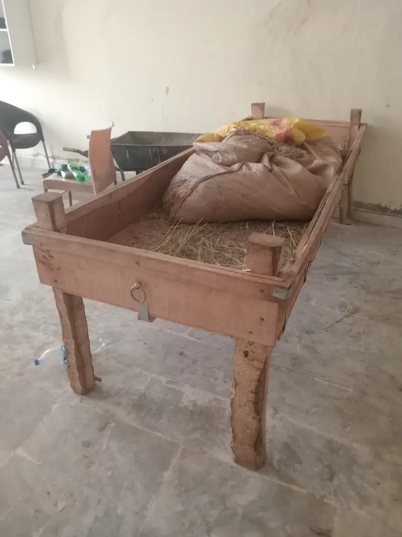 Khurrli for cows and buffalows charra feeding stands — photo 3