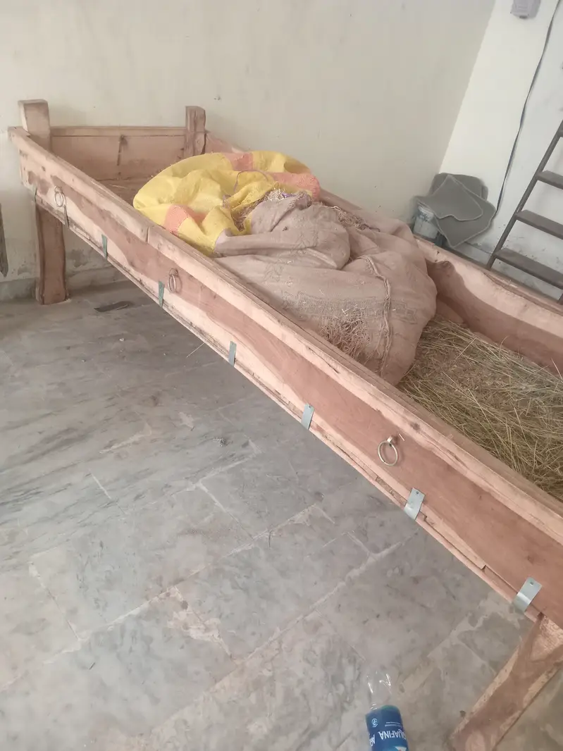 Khurrli for cows and buffalows charra feeding stands — photo 5