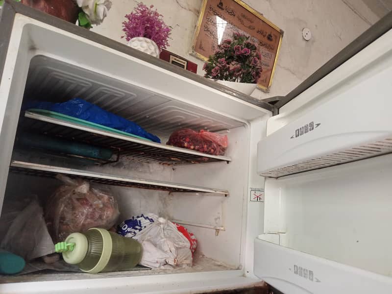 Refrigerator 1