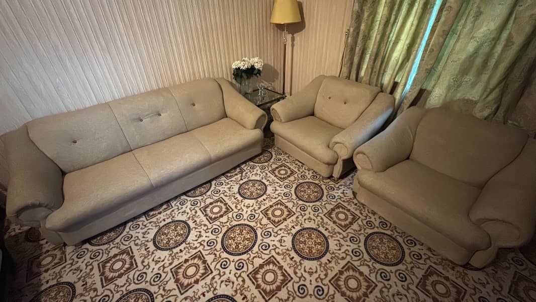 Sofa set 0