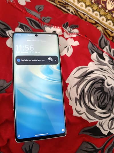 Sharp Aquos R6