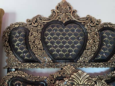 King size bed set don’t use plastic full sheets design + 2 set tabls+