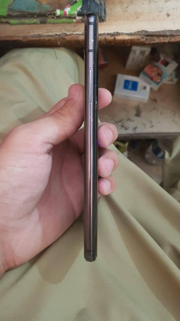 One Plus 7 Pro 5