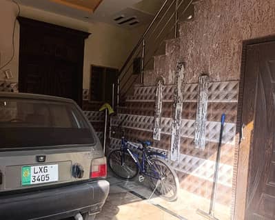 Buy A Centrally Located Prime Location 3 Marla House In Aamir Town