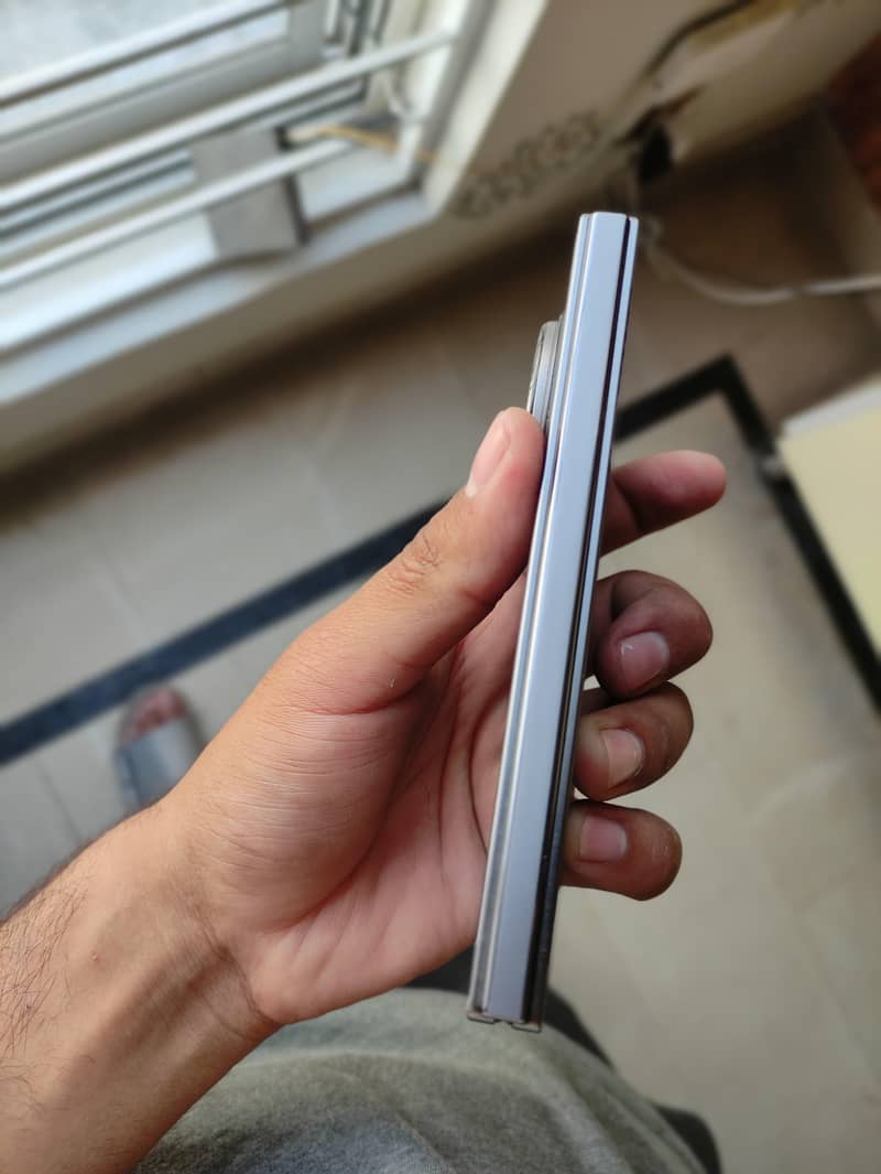 ONEPLUS Open 4