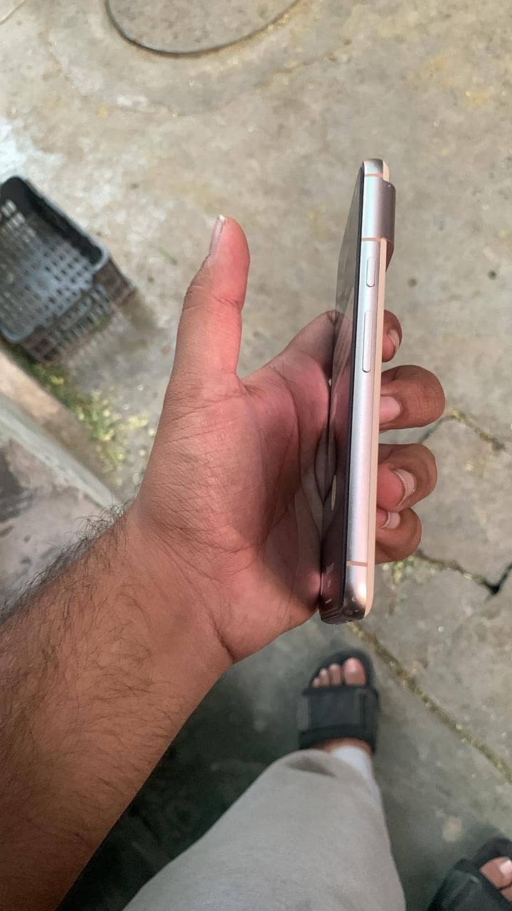 Google Pixel 8 5