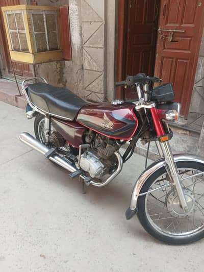 Total Genuine Honda 125 first owner