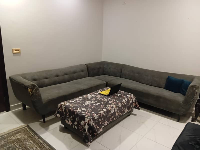 sofa  set L shape. 2