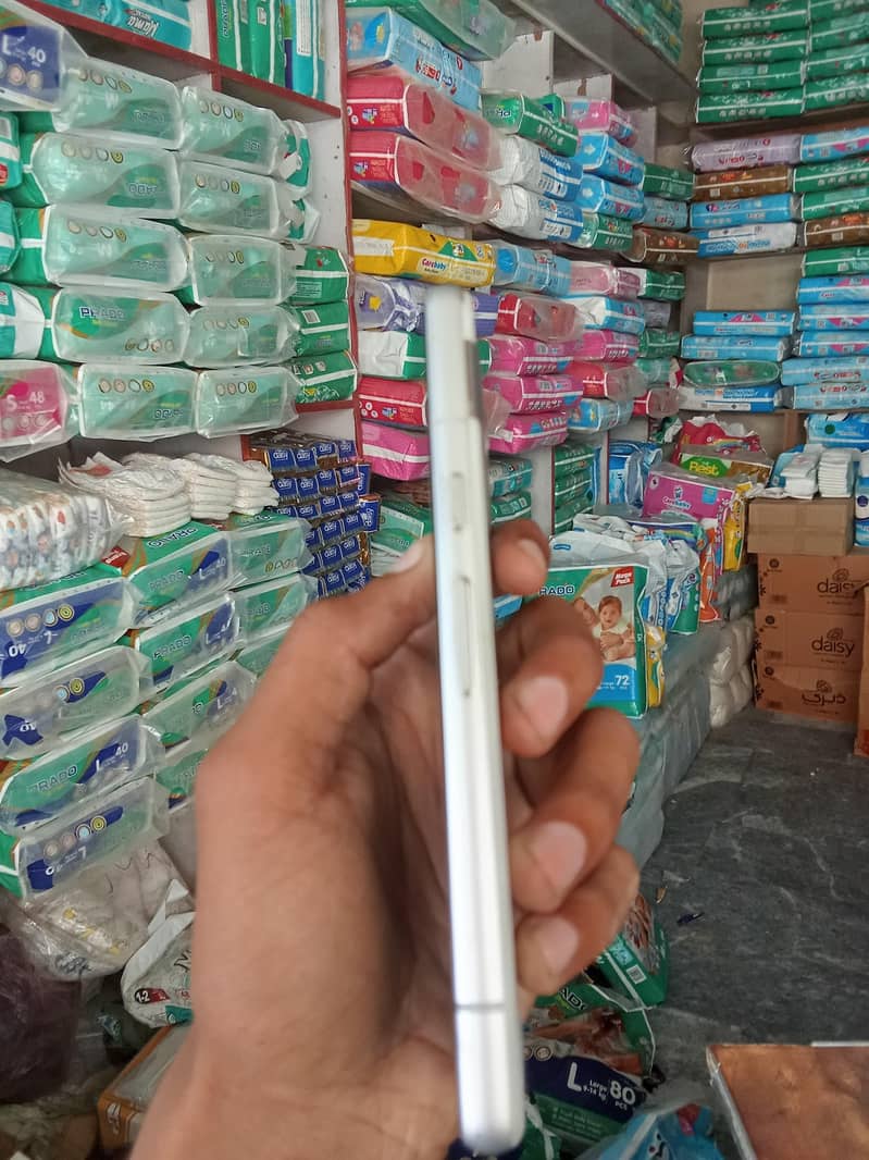 Google Pixel 7a 3