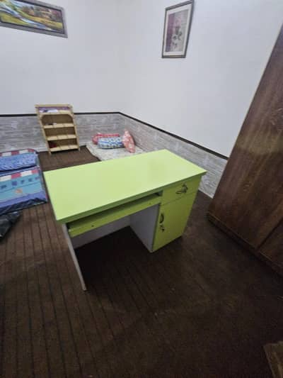 Brand New Workstation Table with Chair