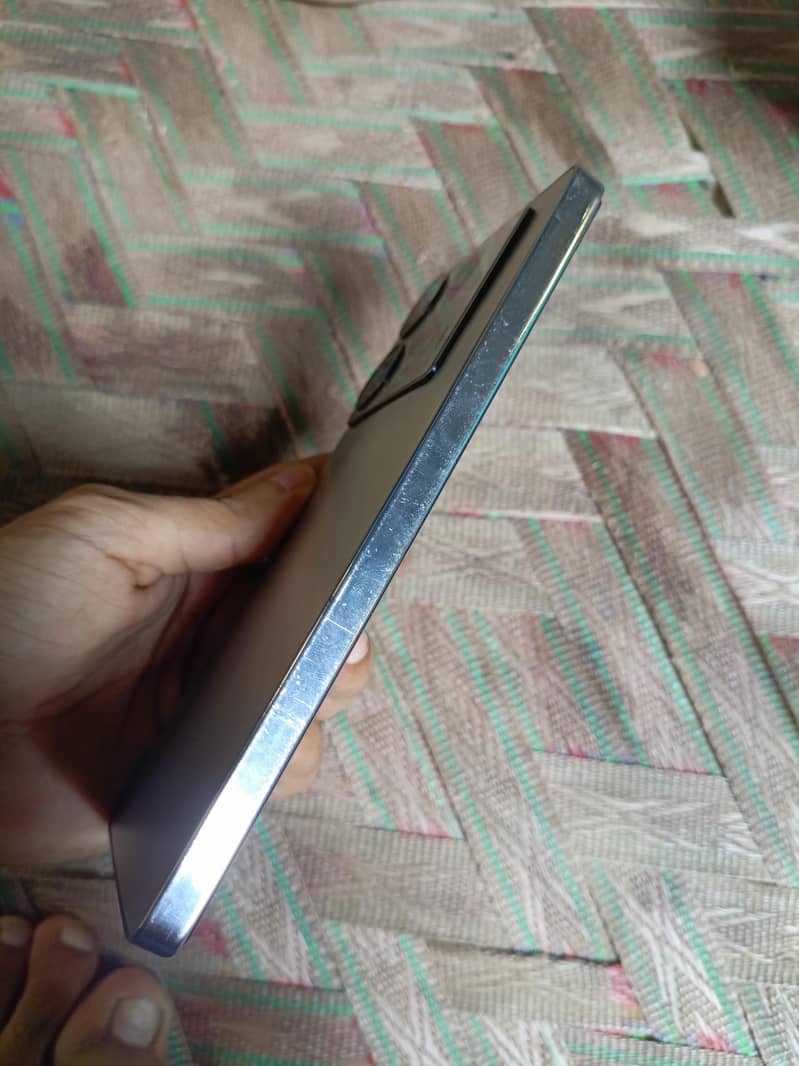 Infinix note 40 2