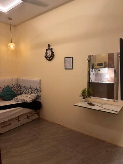 1 Bed Room Furnished For Females