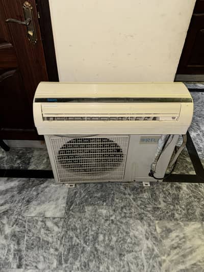 Sabro Ac used ( Excellent Condition )
