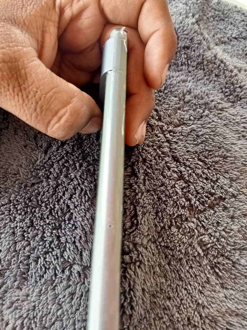 Google Pixel 8 4
