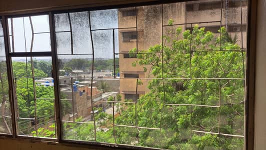 2 Bedroom spacious, well architected Apartment - Chance Deal