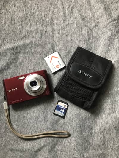 Sony DSC W510 12.1 MP digital camera  in maroon red