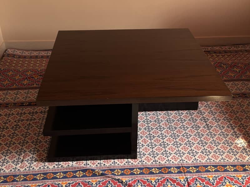 CONSOLE  TABLE 0