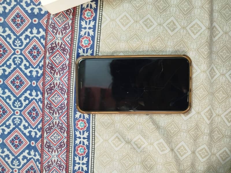 iPhone 11 7