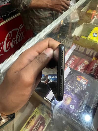 Apple iPhone SE