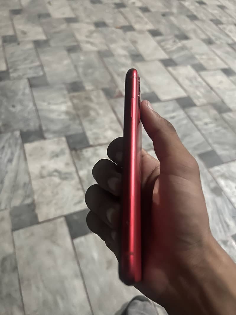 Apple iPhone 11 5