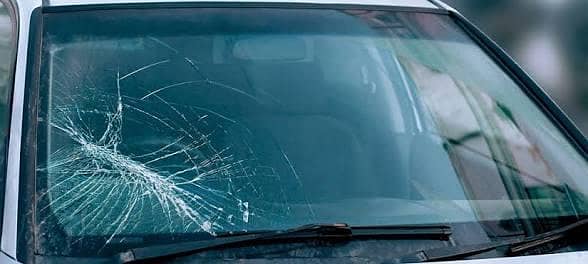Madina Wind Screen Repair and Polish
