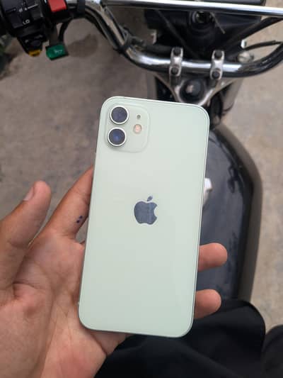 Apple iPhone 12 (exchange possible)