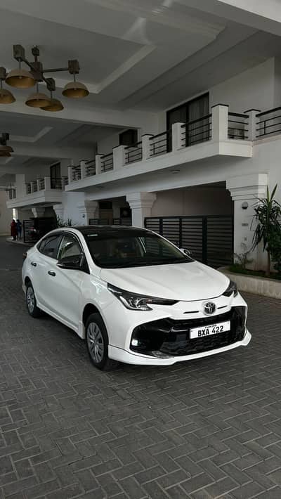 Toyota Yaris gli 1.3 AUTO