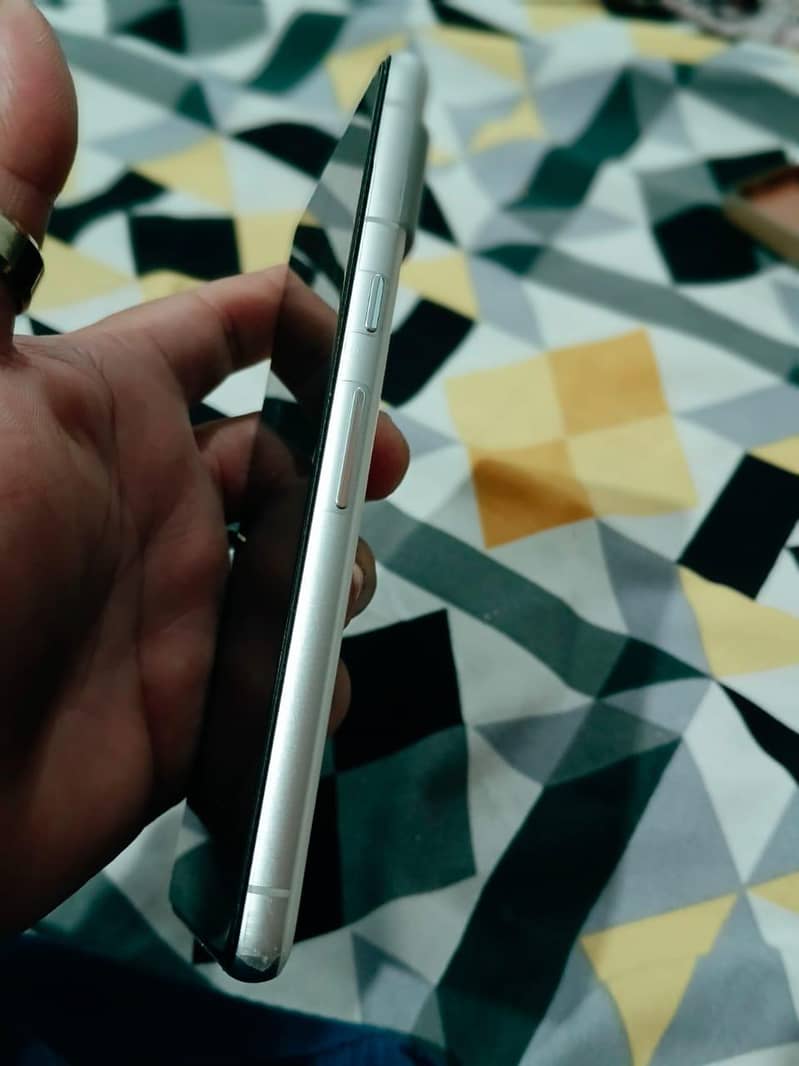 Google Pixel 7 3