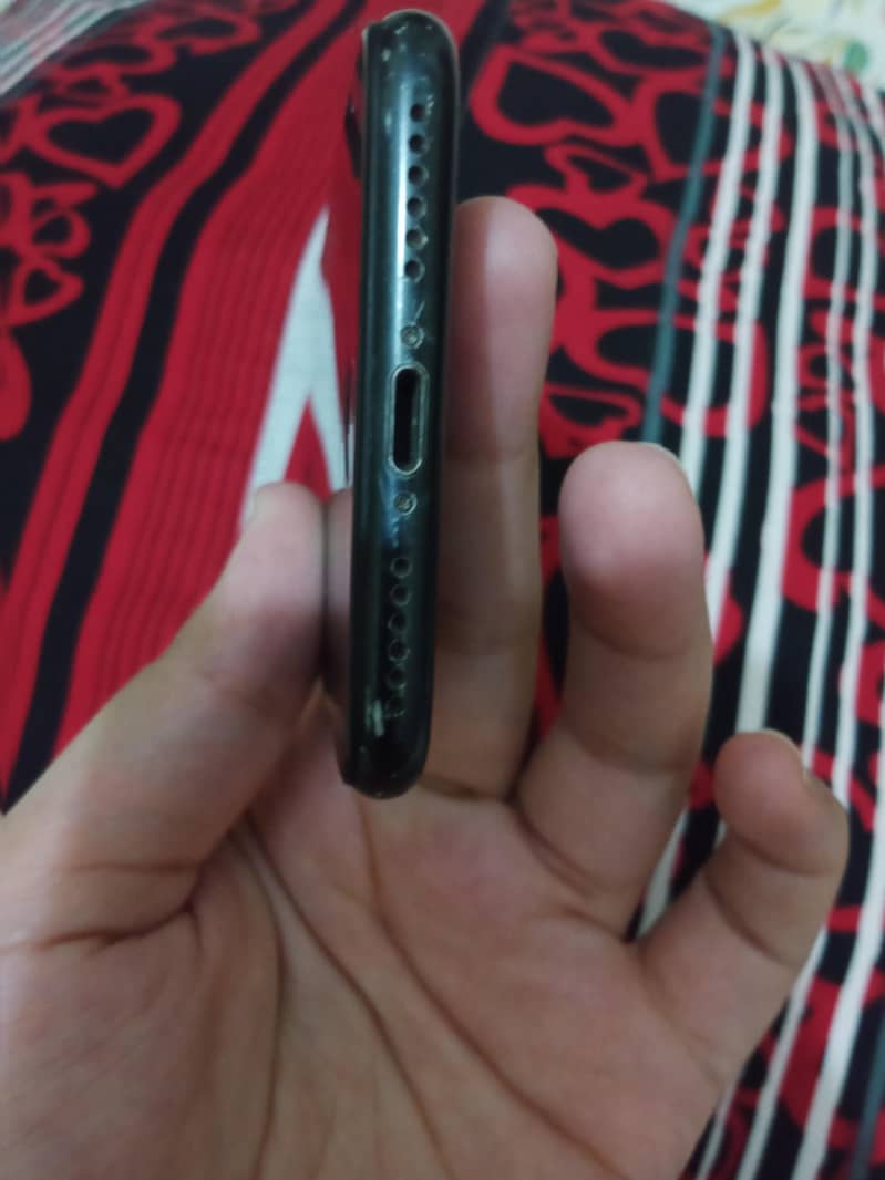 Apple iPhone 7 5