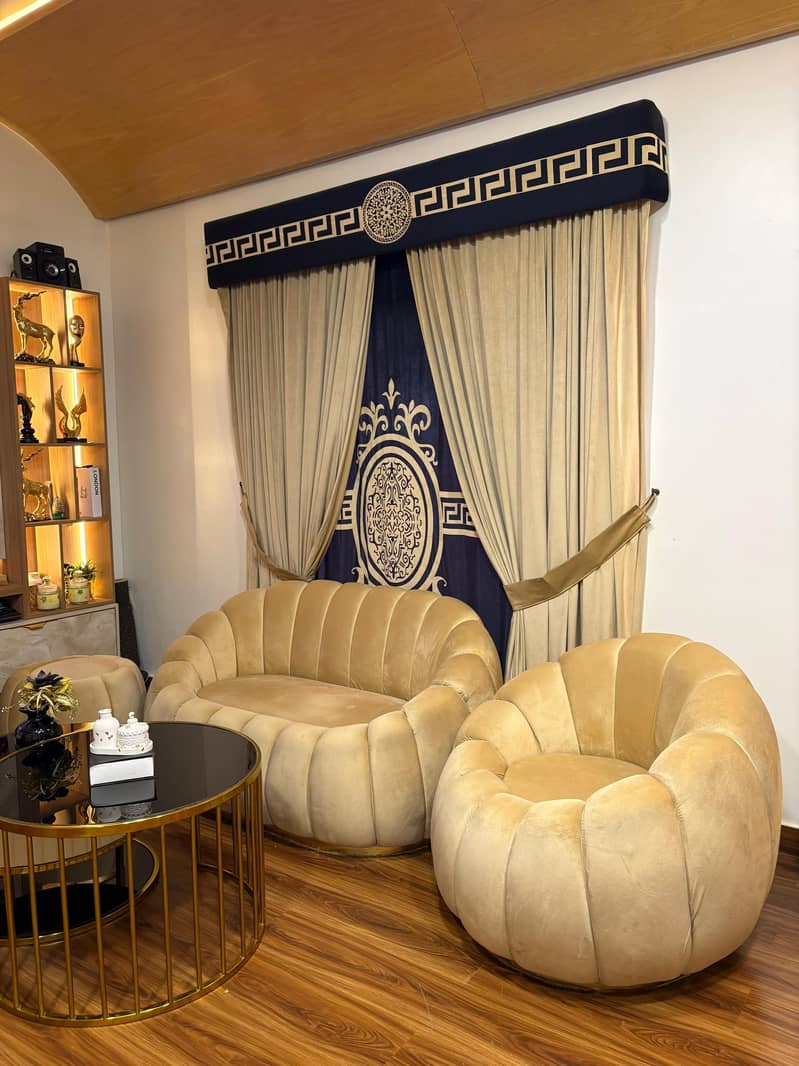 round sofa set with tea table 1