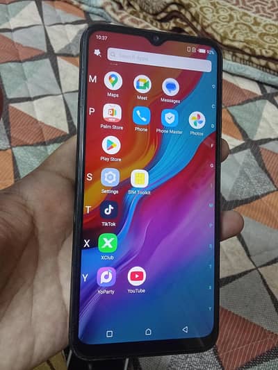 Infinix Hot 8 Lite