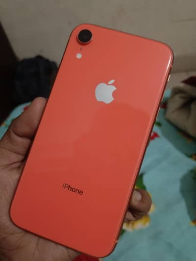 Apple iPhone XR