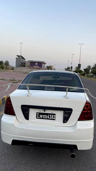 Suzuki Liana