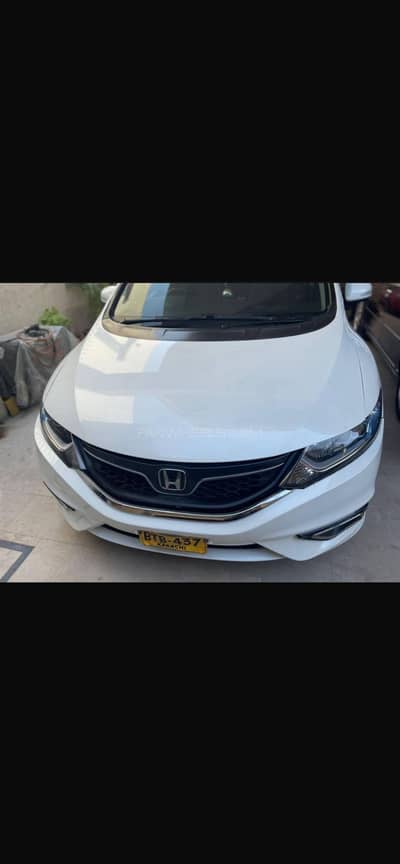 Honda Jade Hybrid 2016