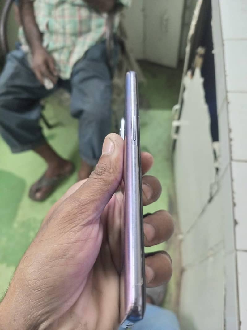 One Plus 9 6
