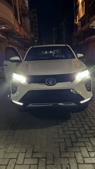Toyota Fortuner Legender 2022