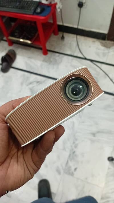 LG Nano PH150G projector in good condition for sale
