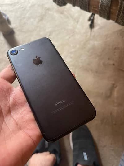 Apple iPhone 7