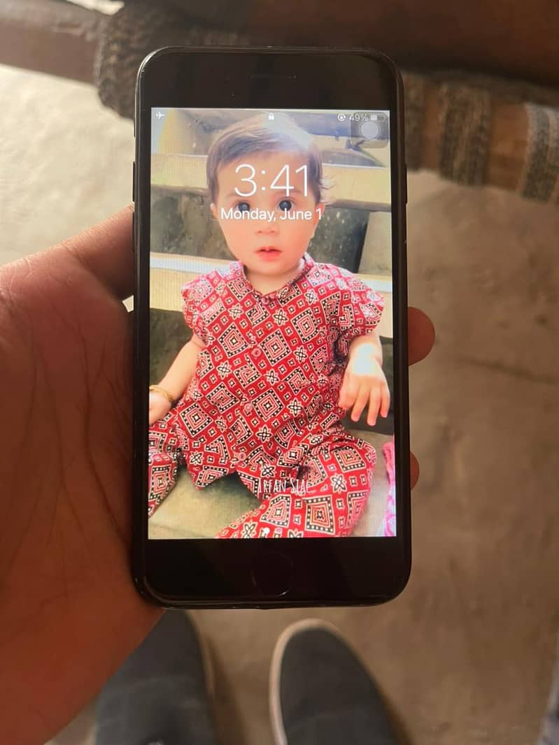 Apple iPhone 7 1