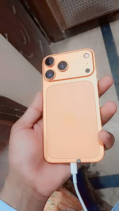 iPhone XR converted to 17 Pro