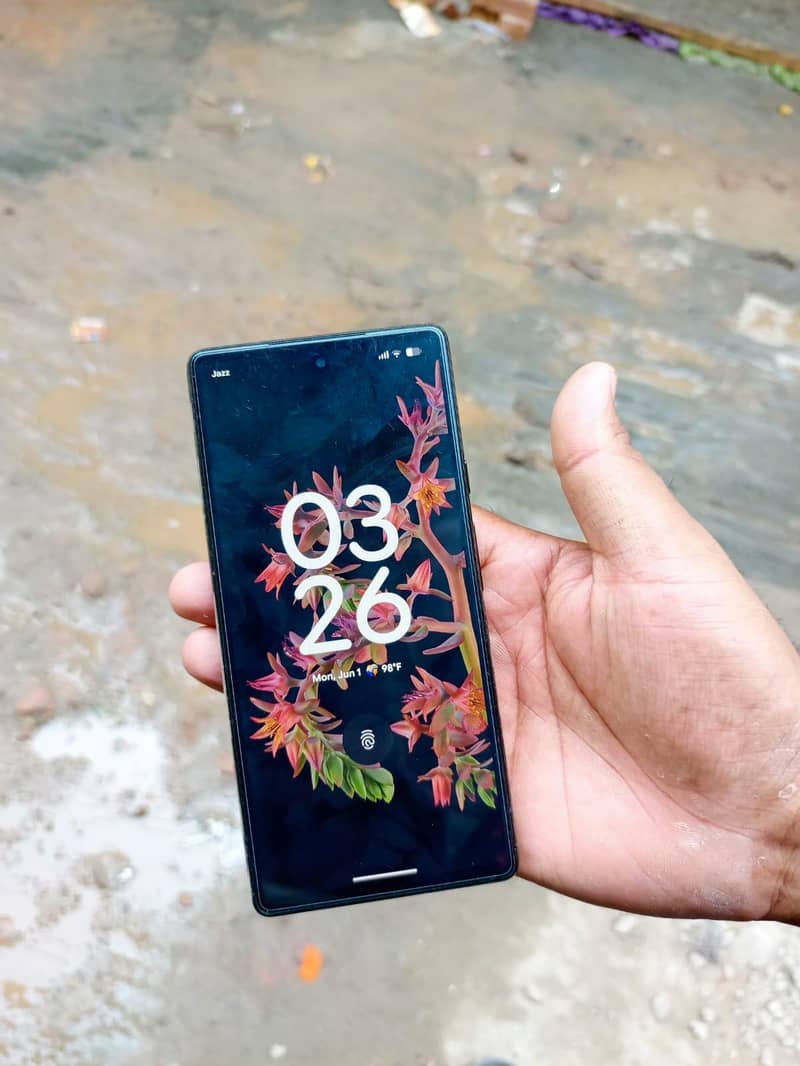 Google Pixel 6 4